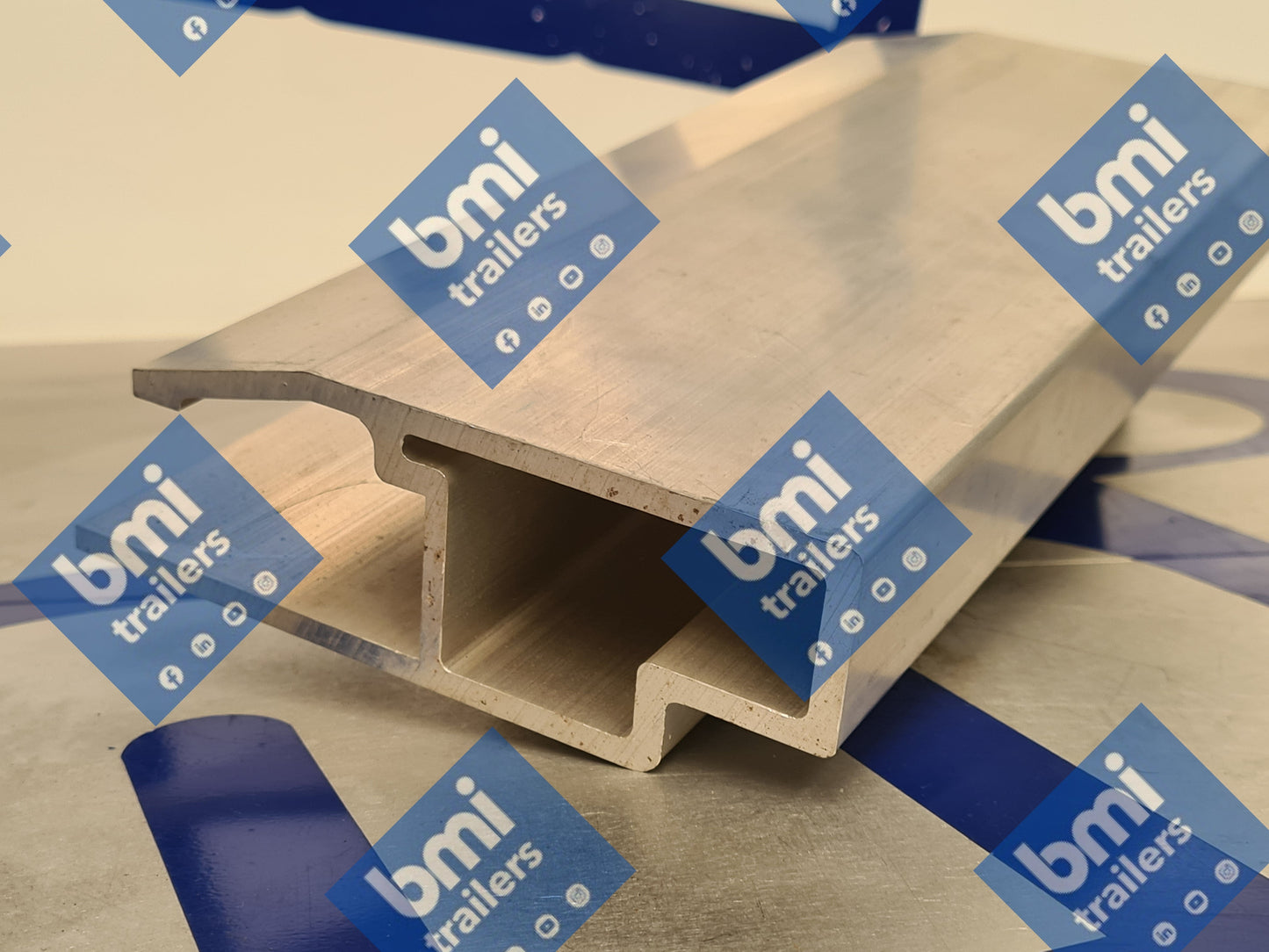 RM 5048 ----- Inner Door Capping (FL 25246) 6.5m