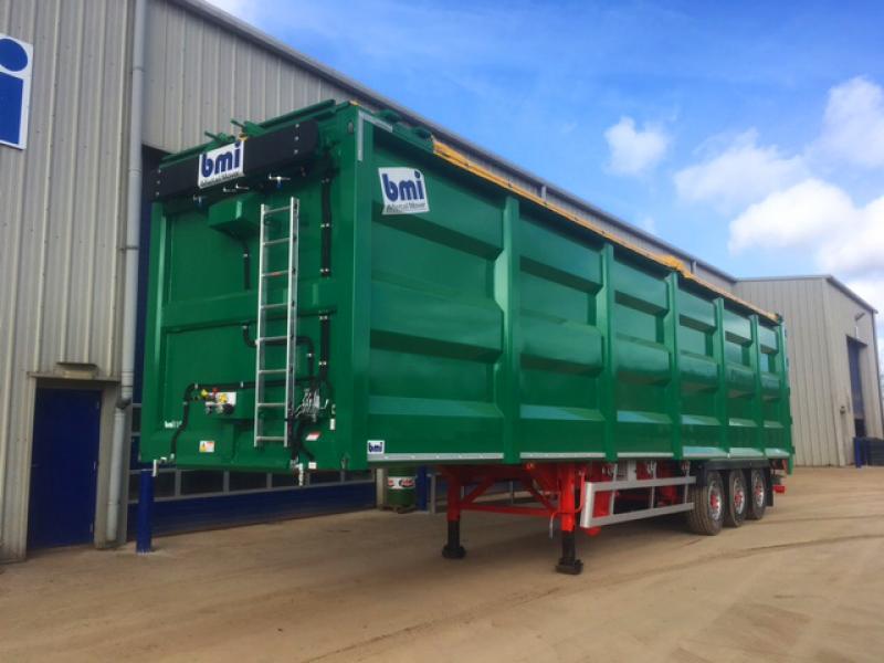 Jaulin Developments Take Delivery Of Their Latest Metal Mover