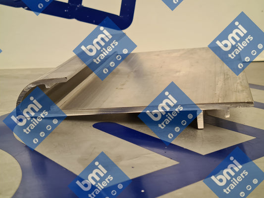 RM 5040 ----- BOTTOM RAILS ( RAVE ) 13.1