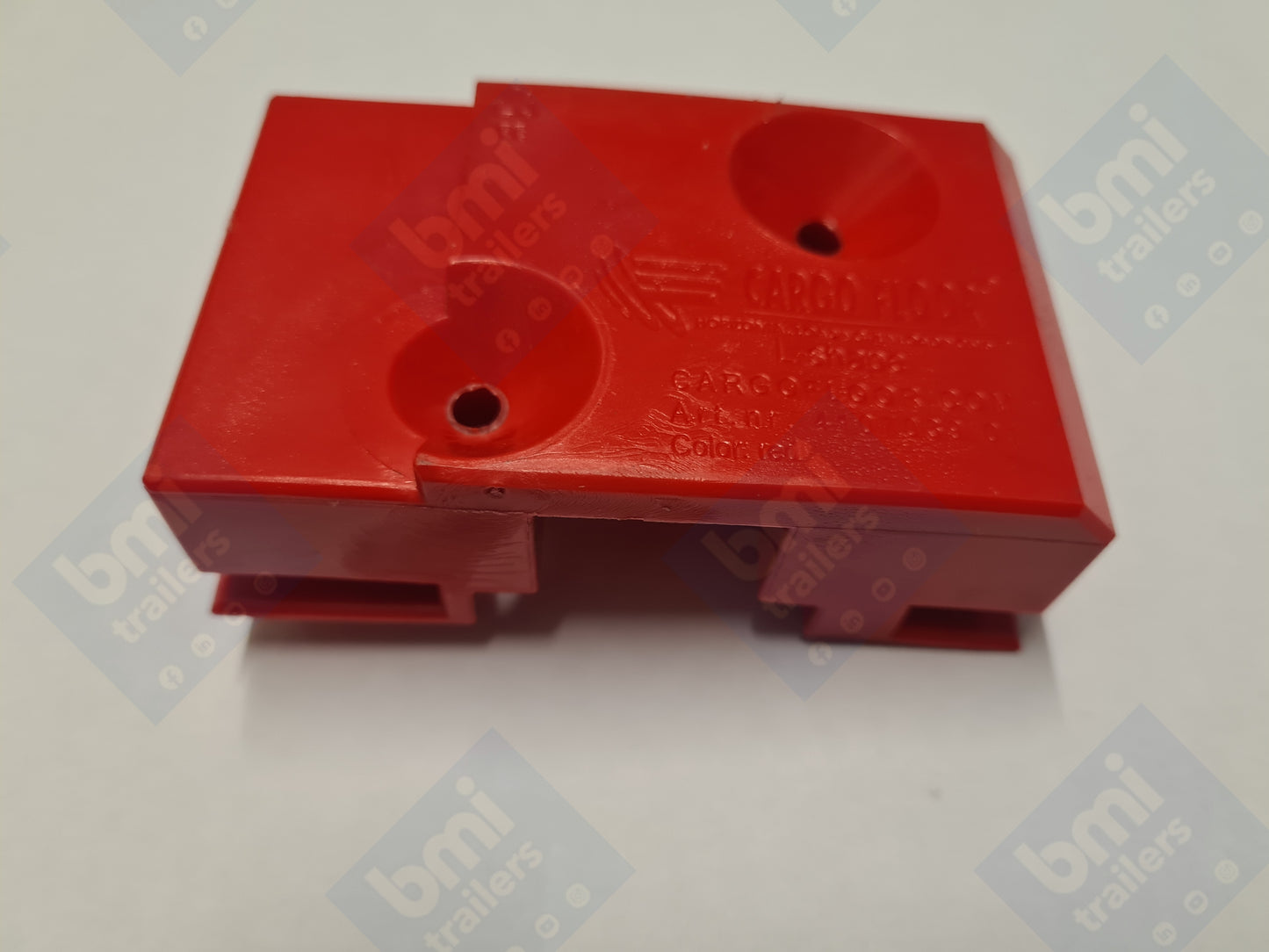 SP 7290 ----- SOLID RED ANTI LIFTING GUIDANCE BLOCK FOR MOUNTING OVER TUBE L SHAPE FLOOR (4107039.01)